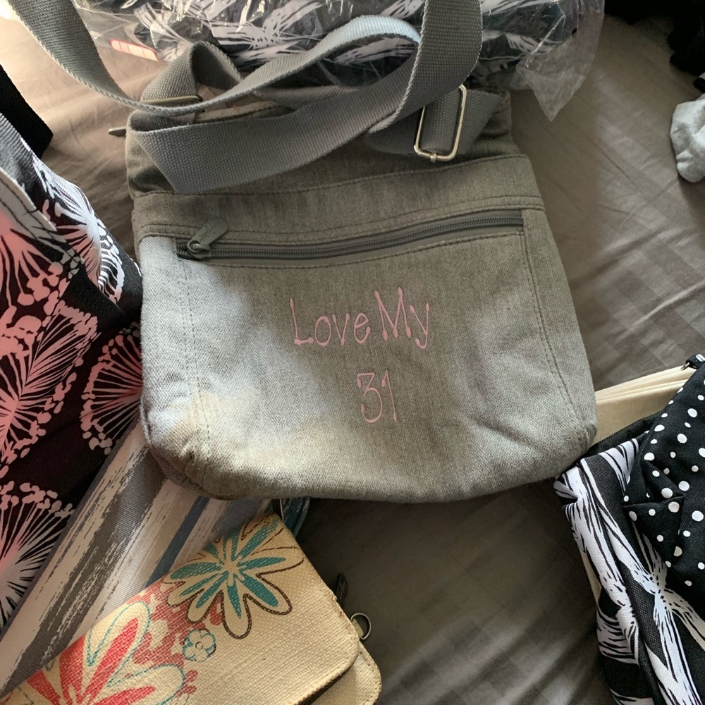 Thirty-One Bundle - Picture 4 of 8